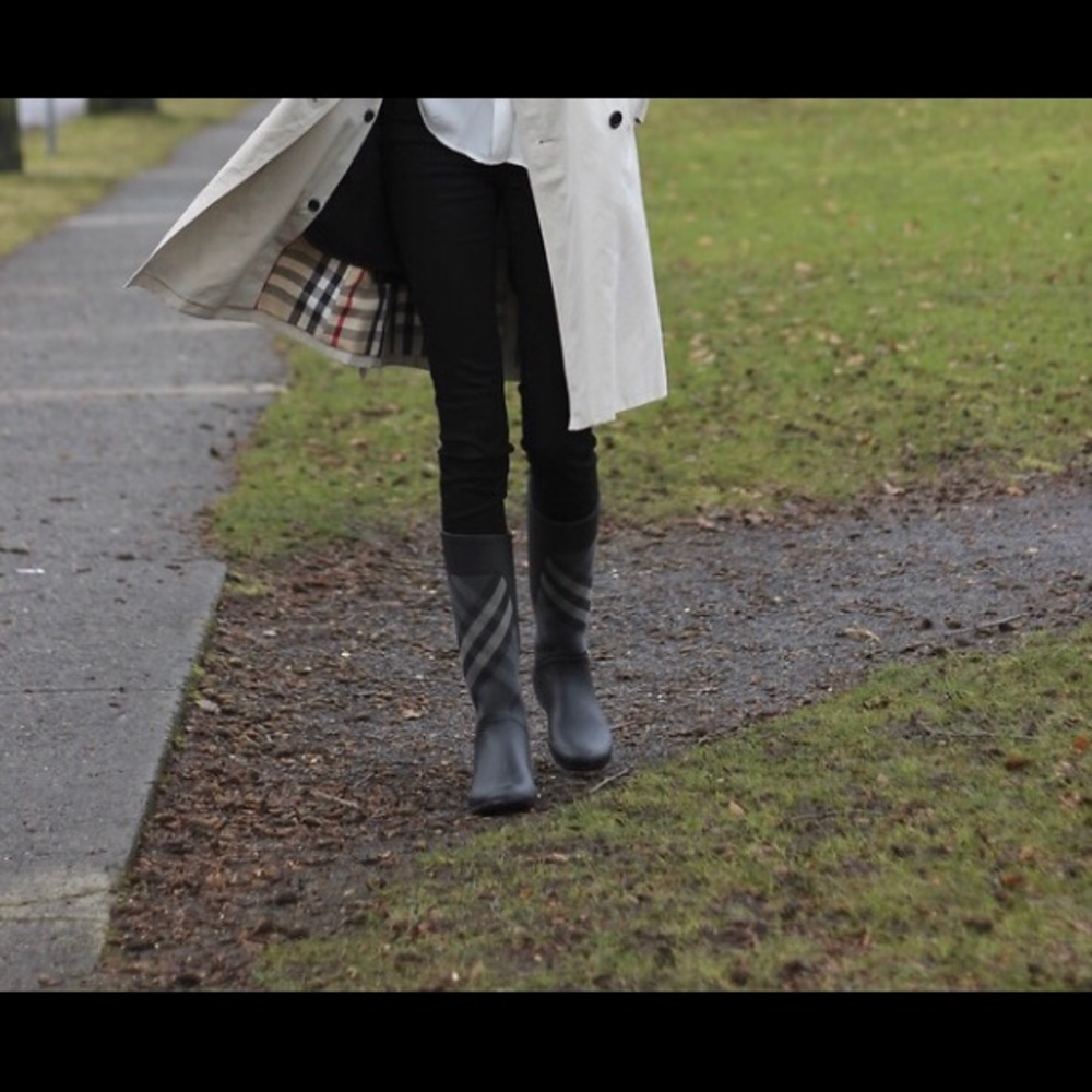 Burberry rain boots